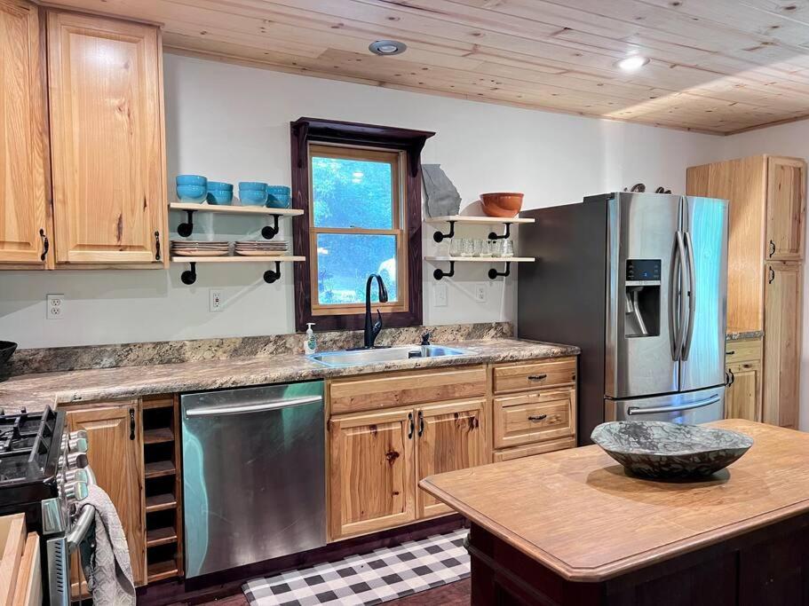 Close To Lake Blue Ridge, Hot Tub, Swing Beds Morganton Exterior photo